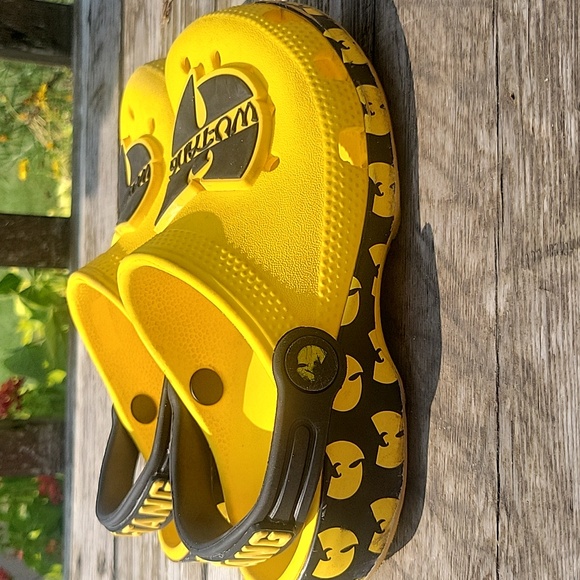 Wu-Tang Crocs (13c) - Picture 3 of 7